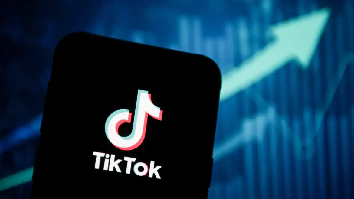 TikTok Live يتفوق على Twitch ويصبح ثاني أكثر منصات البث المباشر شعبية