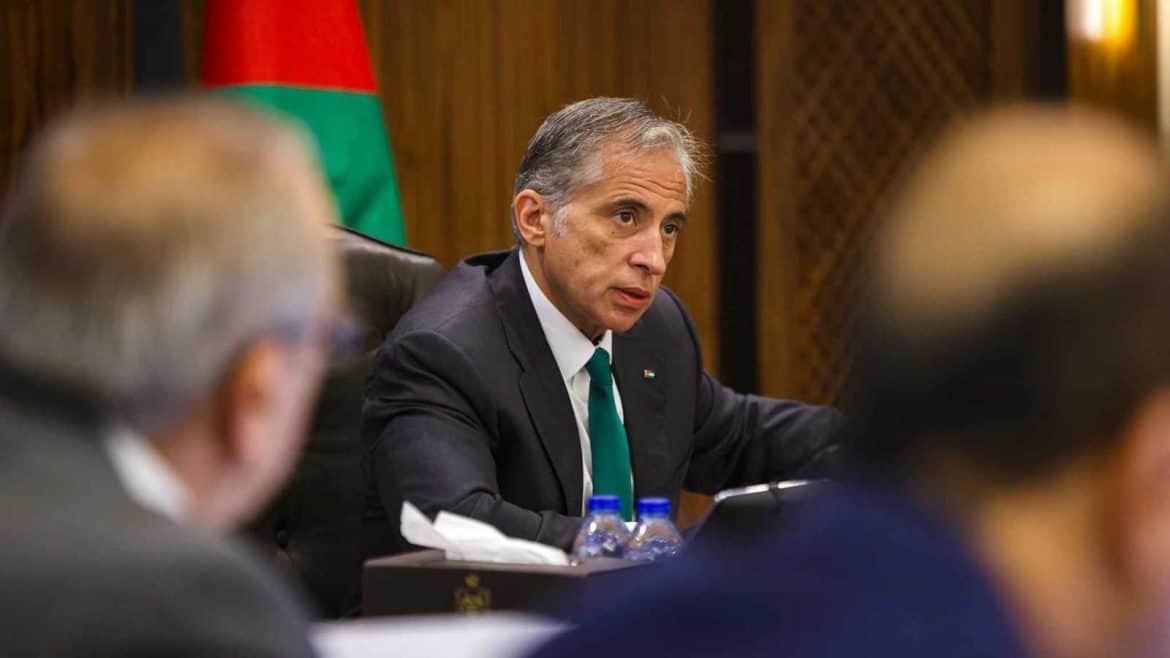 الأردن يعلن عن تعديل وزاري موسع في حكومة جعفر حسان