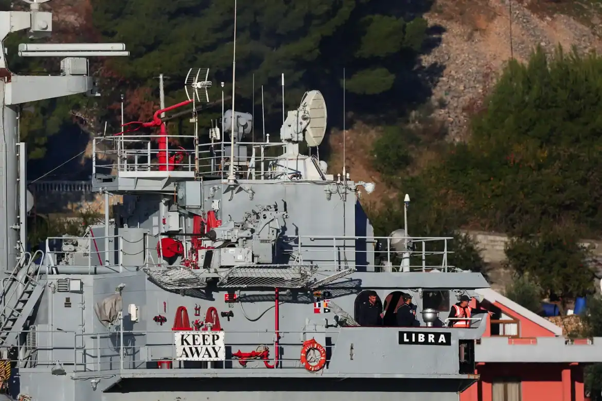 إيطاليا ترسل سفينة حربية ثانية لمرافقة أسطول "صمود" المتوجه إلى غزة