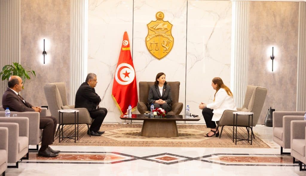 سارة زعفراني زنزري تقود وفداً وزارياً رفيعاً إلى مصر لعقد اللجنة العليا المشتركة