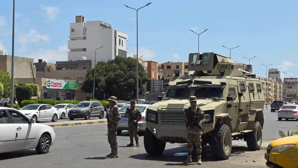 ليبيا.. حكومة الوحدة الوطنية تُحذر من تداعيات الانزلاق نحو مواجهة مُسلحة
