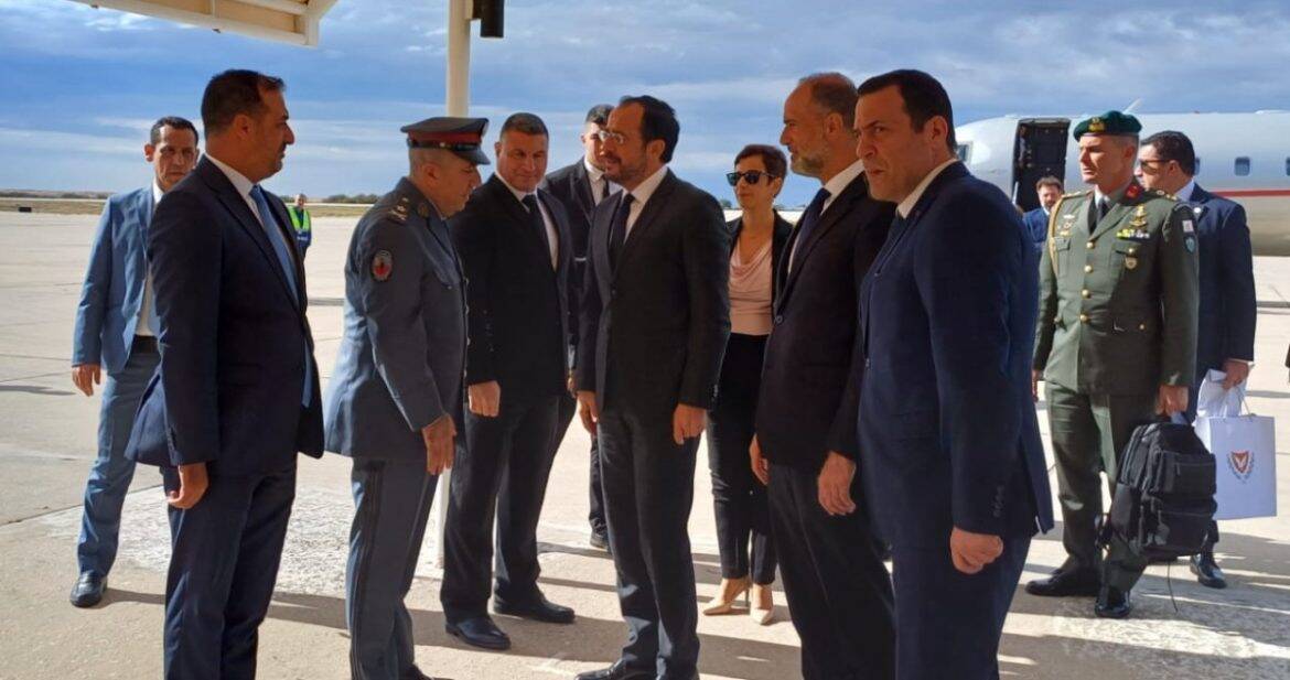 لبنان وقبرص يوقّعان اتفاق ترسيم حدود بحرية