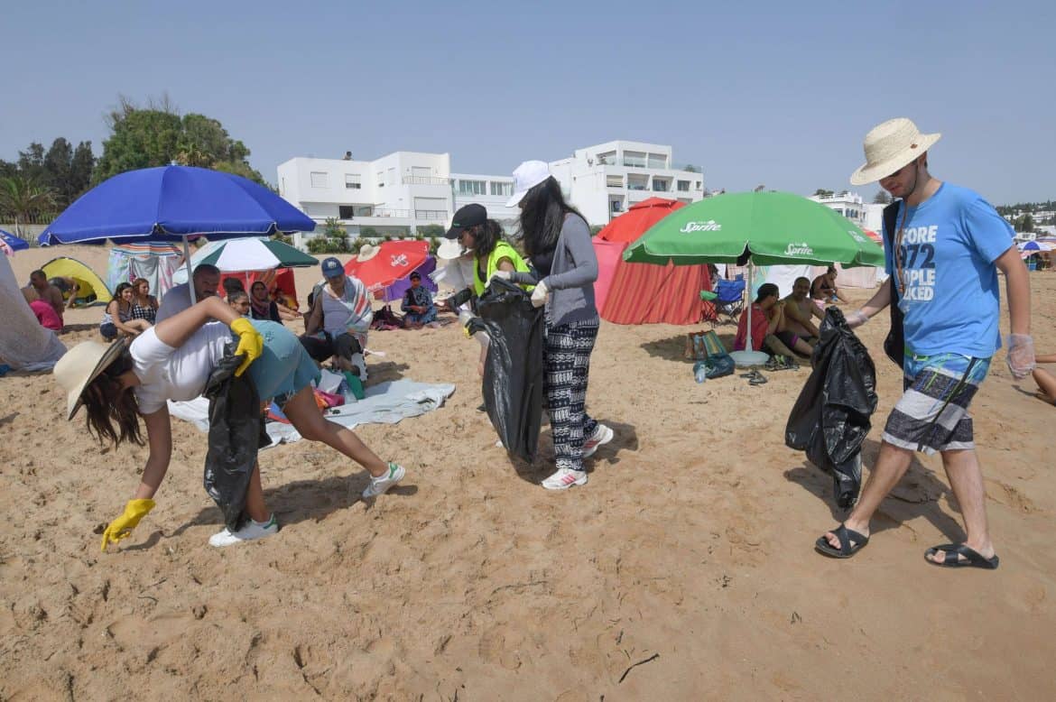 حملة تبنى شاطئًا: 341 ألف نفاية مجمعة في تونس