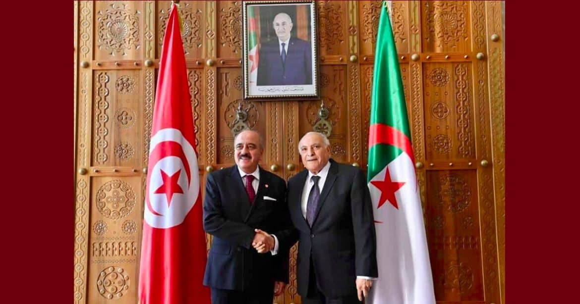 زيارة الوزير الأول الجزائري لتونس: لجنة كبرى مشتركة