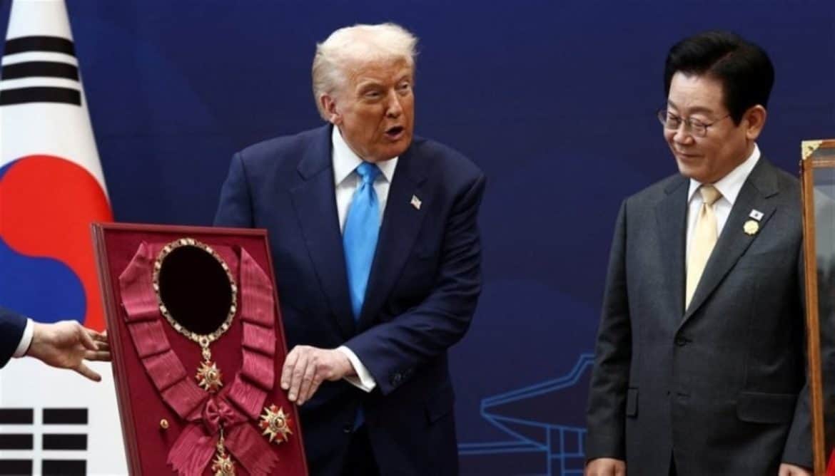 ترامب يرفع الرسوم على السيارات والأدوية الكورية إلى 25%