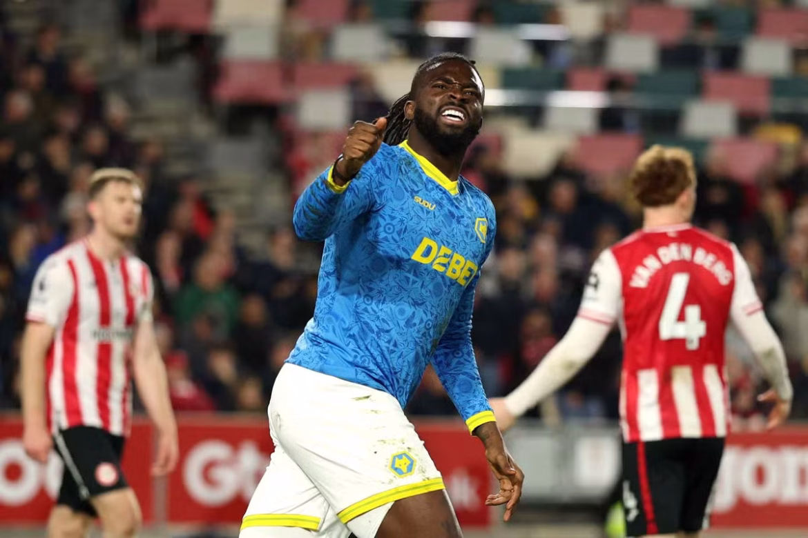 برنتفورد 2-2 وولفرهامبتون أروكودار ينقذ التعادل