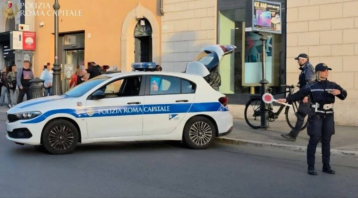 سرقة لوحات فنية في إيطاليا خلال 3 دقائق