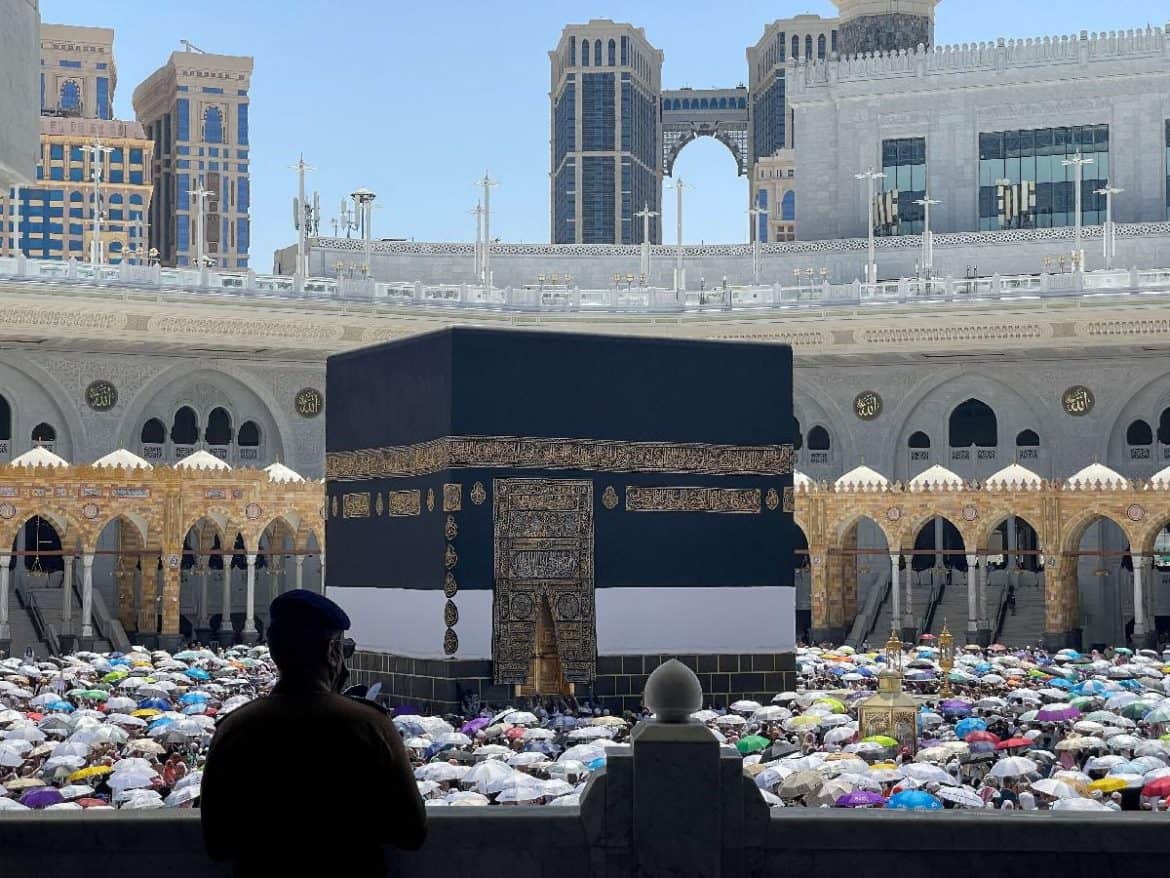 السعودية تتعهد بتحسين خدمات حجيج تونس